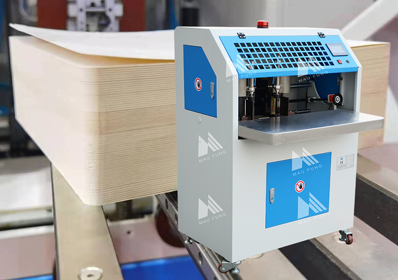 Papierkarten Notizbücher Pneumatische Doppelkopf-Runde Ecke Schneidmaschine MF-DCM470