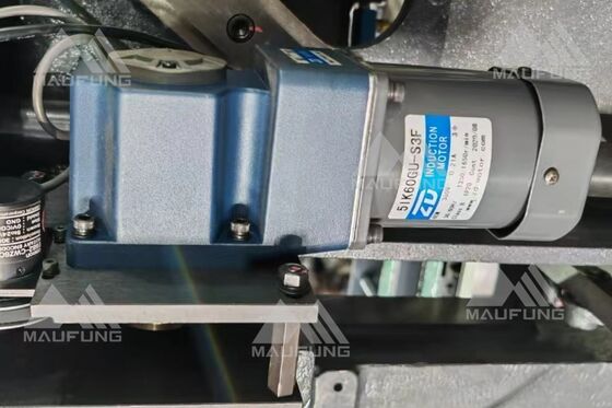 Automatische Drei-Messer-Trimmer-Maschine Janpanese Keyance PLC-Steuerungssystem skalierbares Anlegen ISM-System
