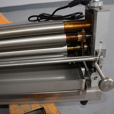 Kaltleimklebemaschine Modell MF1000/800/720/610/380 Max. Beschichtungsbreite