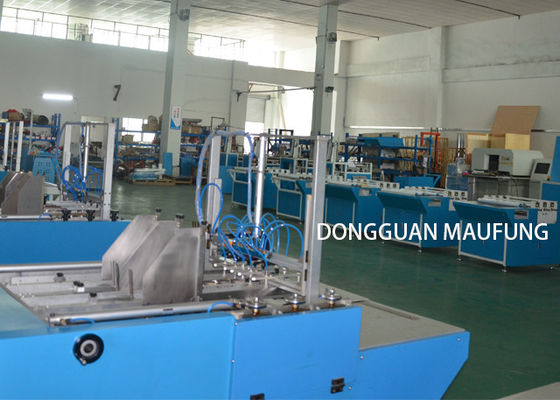 Semi-Auto 180pcs/H 200gsm Papier-Hardcover-Machmaschine MF-SCM500A